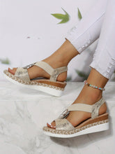 Ortopediska Sandaler med Medelhög Häl