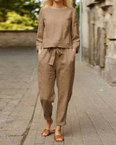 Enfärgad tvådelad set