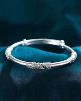 Armband med justerbart med blommigt