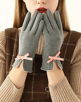 Bow tie slit warm gloves
