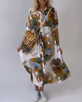 Fritidsklänning i lapel med bladtryck