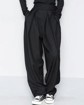 Byxor med hög midja och lös passform