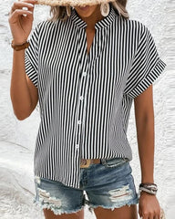 Randig skjorta med v-ringning