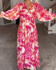 V-ringad modetryck klänning med 3/4 ärm