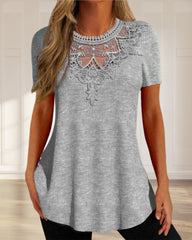 T-shirt med spets och rund hals