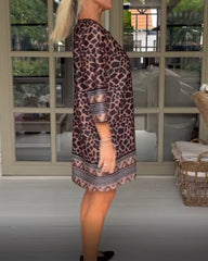 Vintage elegant klänning med leopardtryck