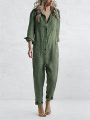 Långärmad jumpsuit med knäppning och avslappnad reversficka