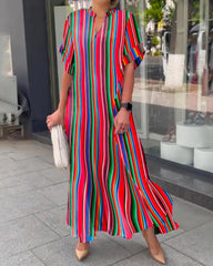 Färgglad V-ringad klänning med randigt tryck