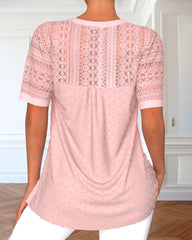 Enfärgad elegant blus med spetsärm