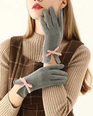 Bow tie slit warm gloves