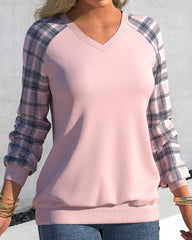 Rutig topp med långa ärmar och V-ringning