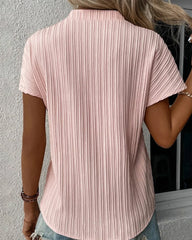 Enfärgad T-shirt med v-ringning