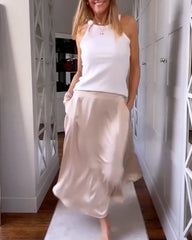 Elegant enfärgad kjol