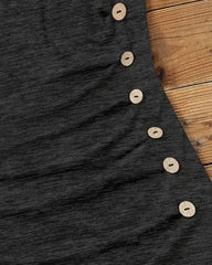 Axelbandslös enfärgad klänning