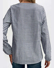 Blus med ränder och sluttande krage