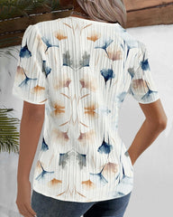 Elegant topp med ginkgo-bladtryck